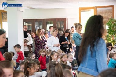 Otvori galeriju vrtic-proslava-dana-2022-3.jpg