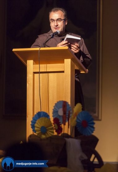 Otvori galeriju ne-lomite-napukle-trske_16.jpg