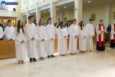 Otvori galeriju krizma-u-medugorju_02.jpg