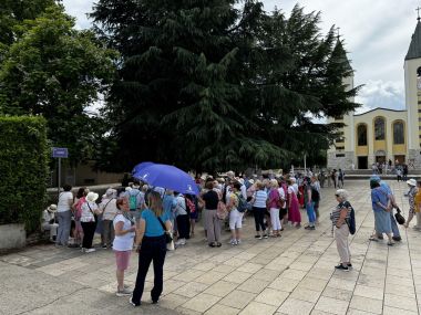 Otvori galeriju lipanj-u-medugorju_2.jpg