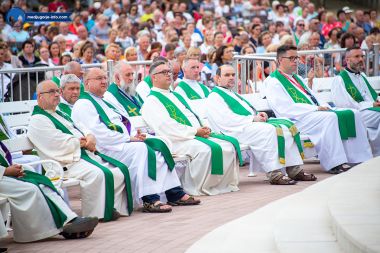 Otvori galeriju zapocela-duhovna-za-svecenike-5.jpg