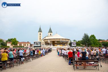 Otvori galeriju zapocela-duhovna-za-svecenike-9.jpg