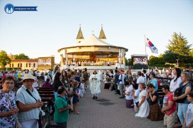 Otvori galeriju proslava-4-zlatne-mise-4.jpg