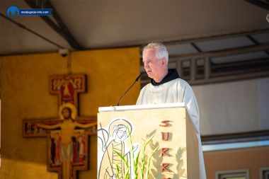 Otvori galeriju proslava-4-zlatne-mise-8.jpg