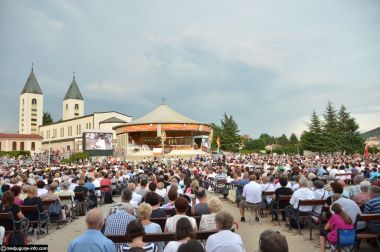 Otvori galeriju obljetnica-gospinih-ukazanja_07.JPG