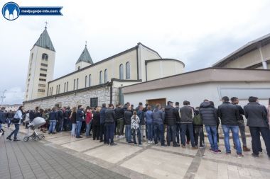 Otvori galeriju uskrs-u-medugorju_10.jpg