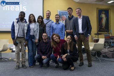 Otvori galeriju marijini-obroci-medugorje_14.jpg