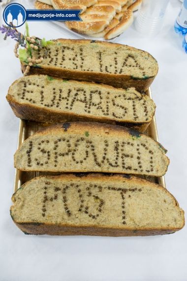 Otvori galeriju korizmeni-susret-zupljana_02.jpg