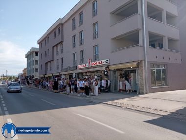 Otvori galeriju 1000181543.jpg