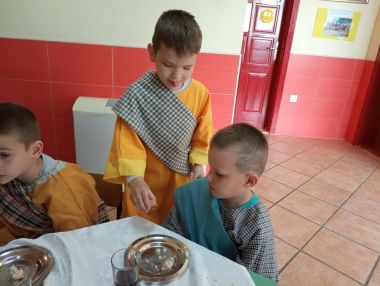 Otvori galeriju vrtic-sveta-mala-terezija-veliki-cetvrtak_7.jpg