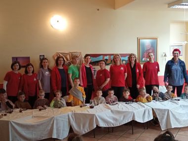 Otvori galeriju vrtic-sveta-mala-terezija-veliki-cetvrtak_8.jpg