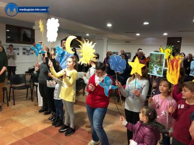 Otvori galeriju zajednica-vjera-i-svjetlo_4.jpg