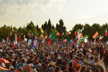 Otvori galeriju 27-mladifest-medugorje_01.JPG