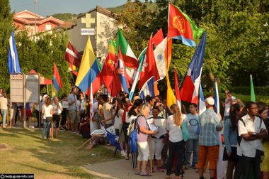 Otvori galeriju 27-mladifest-medugorje_05.JPG
