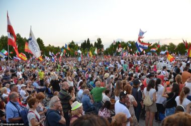 Otvori galeriju 27-mladifest-medugorje_13.JPG
