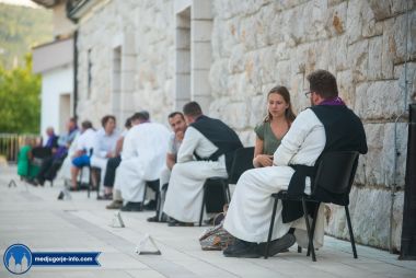 Otvori galeriju sedmi-dan-devetnice-sv-jakovu-apostolu-zastitniku-zupe-medugorje_09.jpg