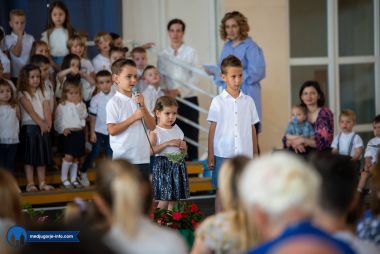 Otvori galeriju majcin-dan-vrtic-2022_04.jpg