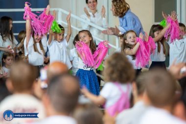 Otvori galeriju majcin-dan-vrtic-2022_16.jpg