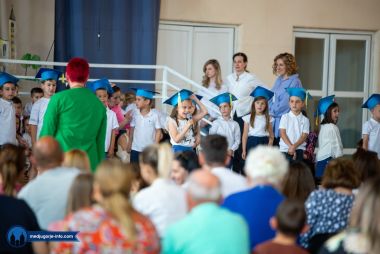 Otvori galeriju majcin-dan-vrtic-2022_20.jpg