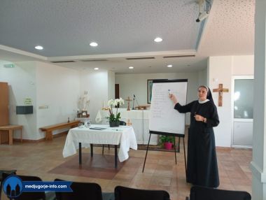 Otvori galeriju sretan-roditelj-sretno-dijete-2.jpg