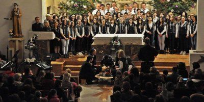 Božićni koncert &quot;Zahvali srcem prepunim“ u Čerinu