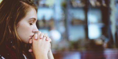 Kako se usredotočiti na molitvu, a da to ne bude samo prazno izgovaranje riječi?