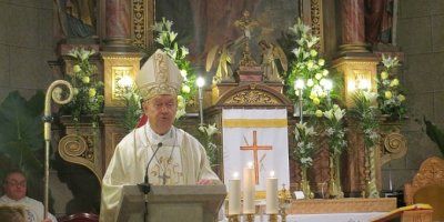 Biskup Josip Mrzljak: Majka treba moliti za djecu u svakoj prilici