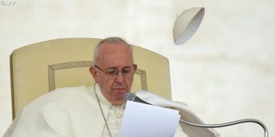 Papa na Pedesetnicu: Duh Sveti oblikuje jedinstvo u kojem različitost ostaje sačuvana