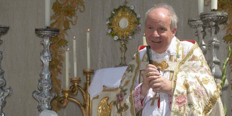 Kardinal Christoph Schönborn: Jedino je u braku, kao ni u jednom drugom obliku zajedničkoga života, moguće rađati i odgajati djecu, te tako zajamčiti slijed naraštajâ