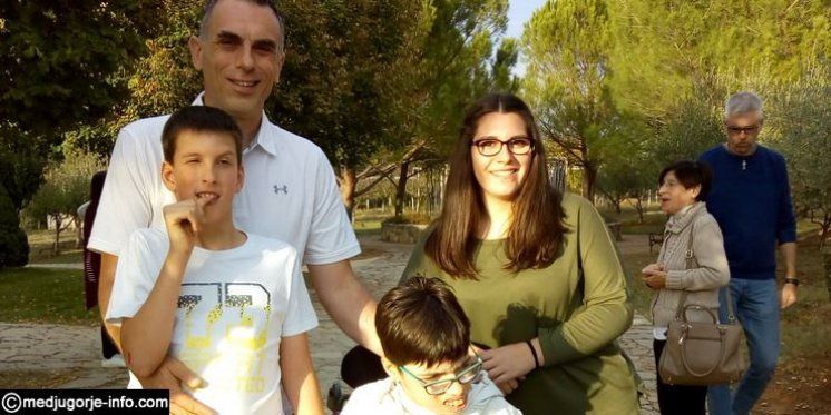 DANIELE CHIESA, Vigevano, Italija: Iskustvo posvojenja dvoje djece s teškoćama