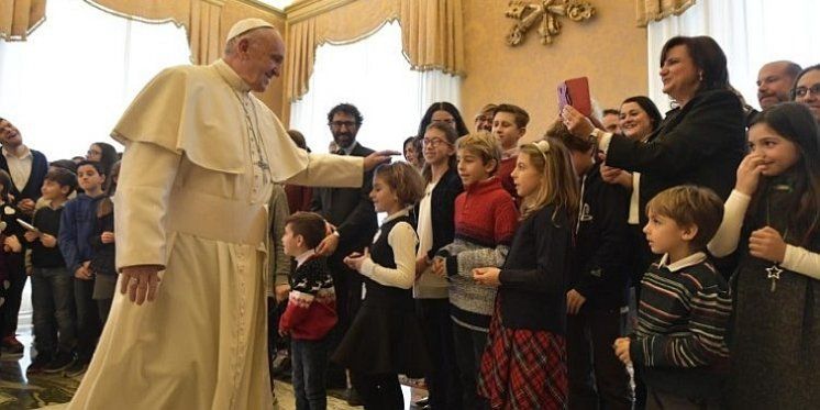 Papa mladima: Isus se želi roditi u vašem srcu
