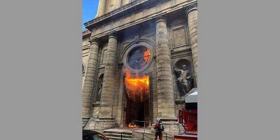 Požar u drugoj najvećoj crkvi u Parizu