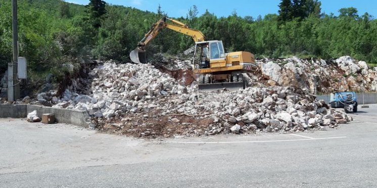 Započeli radovi na izgradnji javnog WC-a pod Križevcem