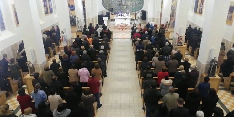 Crkva Sv. Franje Asiškog u Čapljini prepuna vjernika na misama zornicama