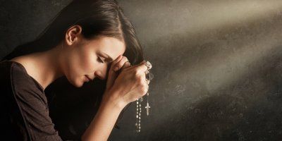 Božja savršenstva koja častimo molitvom Očenaša