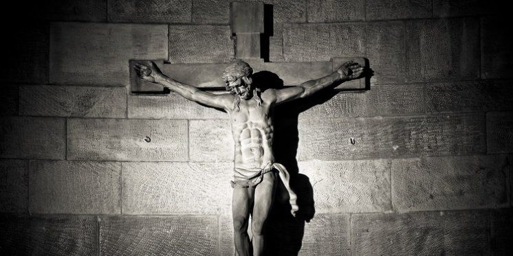 Podigni oči i vidi kako su me vaši grijesi pribili na Križ