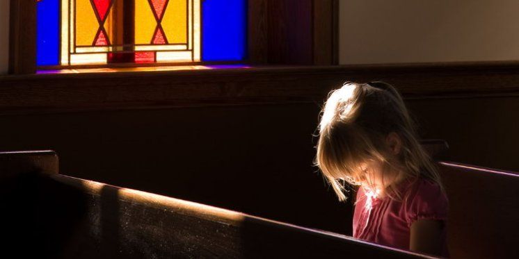 Naučite svoju djecu ovih deset osnovnih molitava