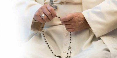 Papa Franjo pokreće 30-dnevnu molitvu krunice kroz 30 svetišta za prestanak pandemije
