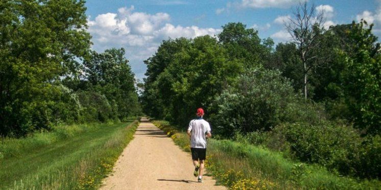 Stvarni &quot;Forrest Gump&quot; trči od obale do obale kako bi prikupio novac u dobrotvorne svrhe