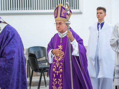 Papa Franjo prihvatio odreknuće od službe apostolskog nuncija mons. Luigija Pezzuta