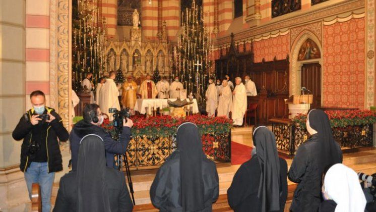 Umjesto polnoćke u sarajevskoj katedrali bit će misa bdijenja