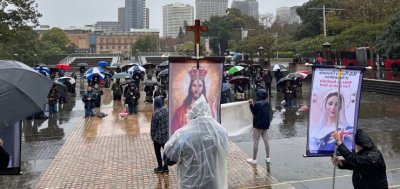 Hrvatski molitelji krunice iz Sydneya – jači od oluje i kiše