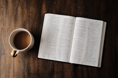 10 biblijskih stihova koji pomažu u smanjenju stresa