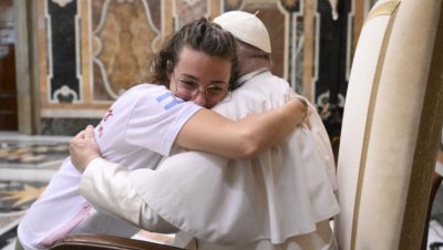 Papa Franjo u novom podcastu odgovara mladima