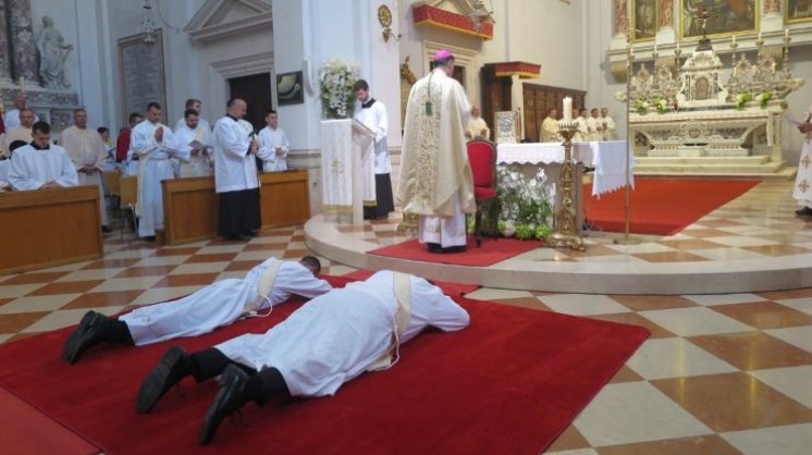 Dubrovačka biskupija bogatija za dva svećenika
