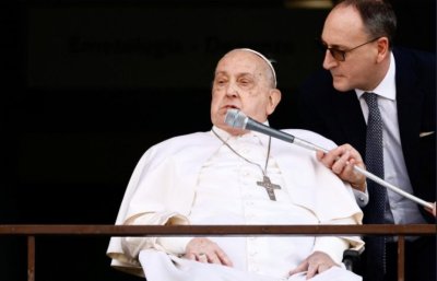 Zdravstveno stanje pape Franje i dalje se poboljšava