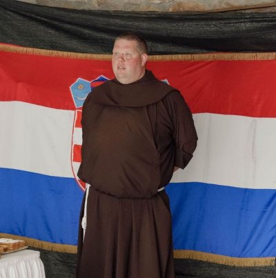 Hrvatski svećenik poručio: &#039;Kad je melos s istoka to je brend, ali kad je Thompson...&#039;