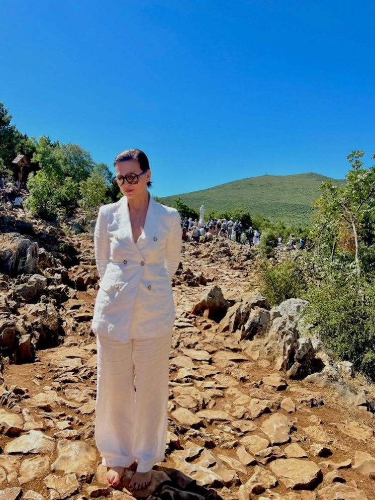 Nina Badrić objavila fotografiju iz Međugorja uz snažnu poruku
