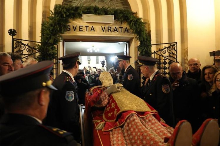 Homilija nadbiskupa Kutleše prigodom dolaska relikvija bl. Stepinca u Krašić