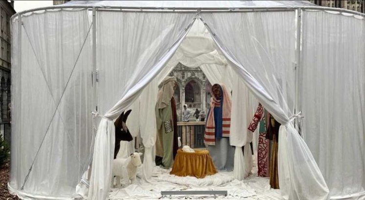 Jaslice u središtu Bruxellesa izazvale zgražanje građana: “Ovo više nema veze s Božićem”